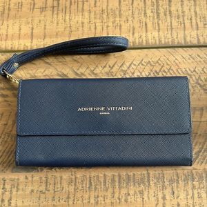 Adrienne clutch -perfect size